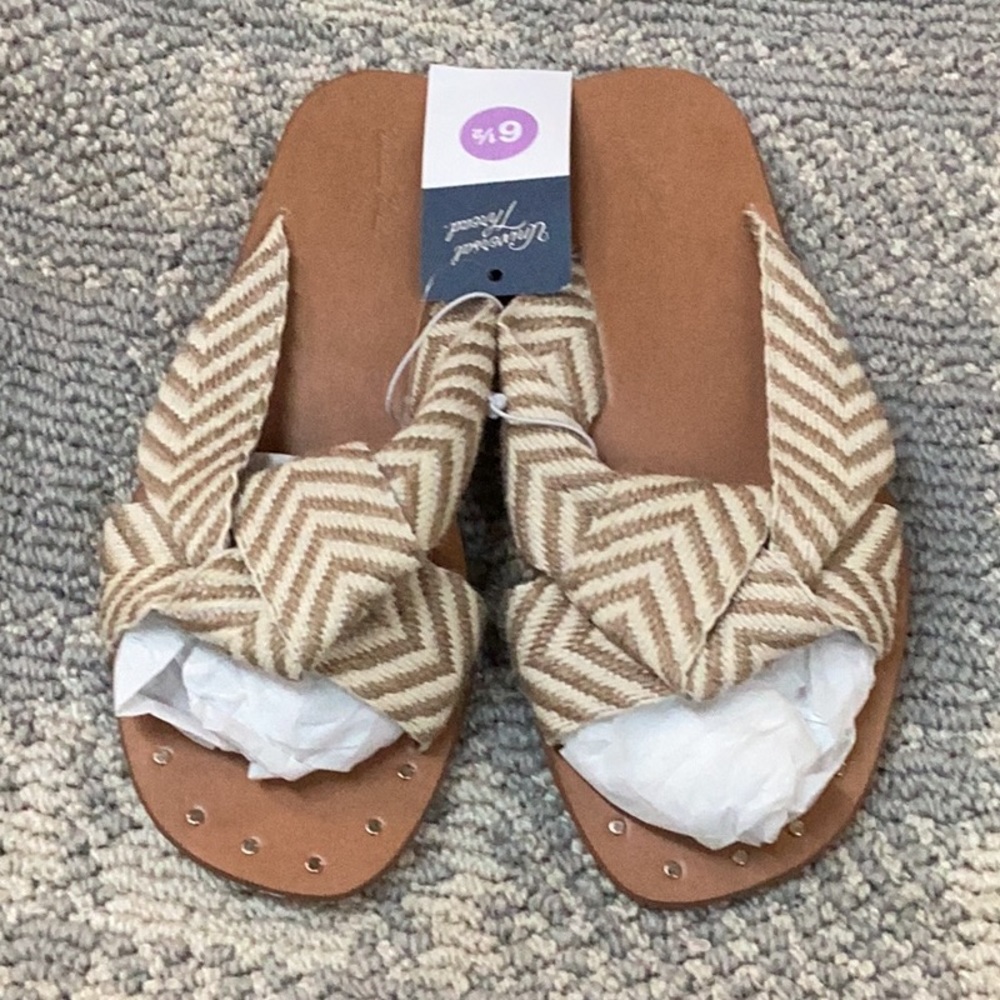 NWT Universal Threads Louise Chevron Print Knotted Slide Sandal Tan SZ 7 - Picture 2 of 5